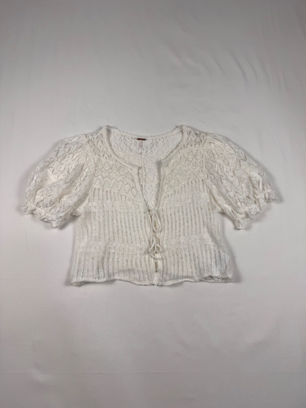 Free People Cream Lace Tie-Front Cardigan Puff Sleeve Boho Cottagecore Top M - Picture 3 of 10